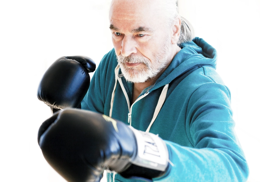 niklas-scholz-graphic-design-portfolio_christian borggraefe-training - 4